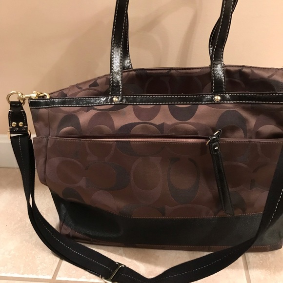 Coach diaper bag - Picture 5 of 6